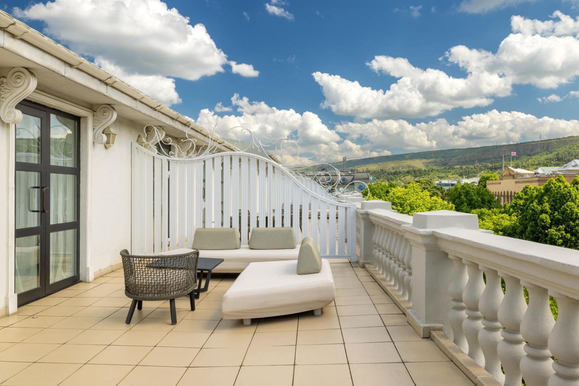 Tbilisi Marriott Hotel Eksteriør billede